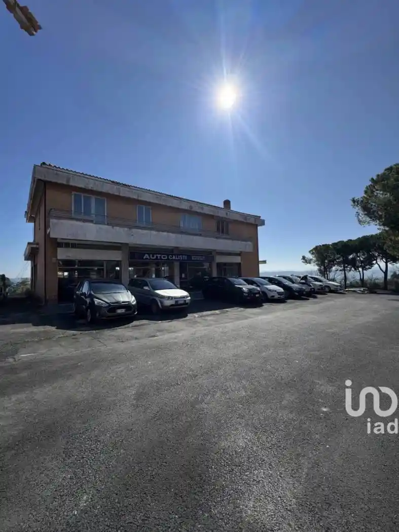 Palazzo - Edificio in vendita a Macerata