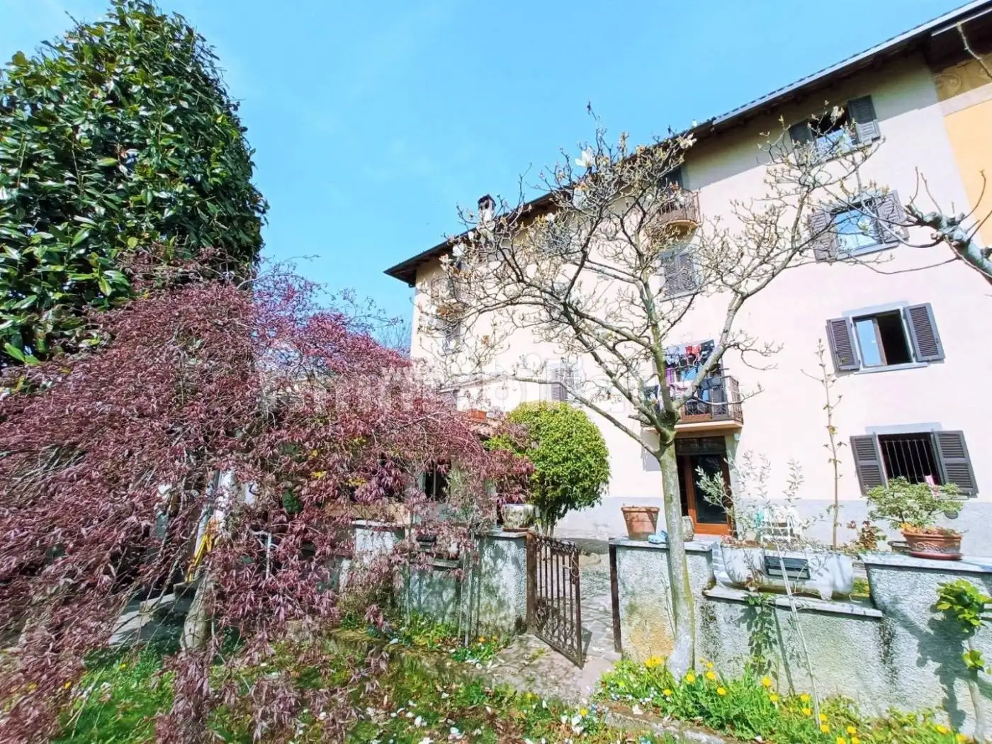 Villa in vendita a Premolo