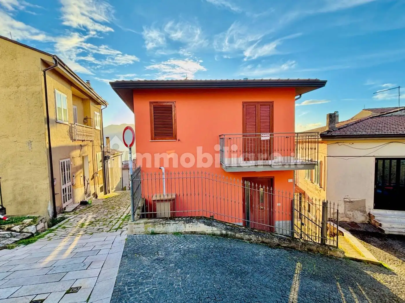 Casa indipendente in affitto a Manocalzati