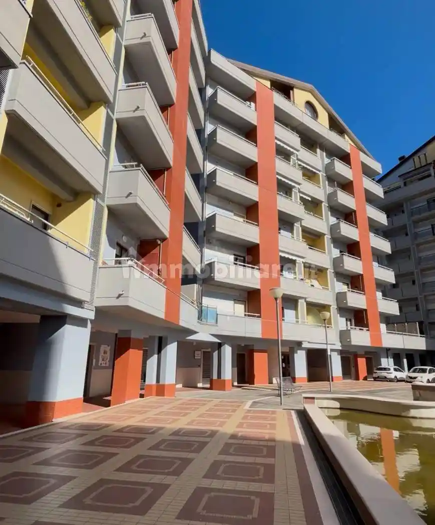 Quadrilocale viale delle Medaglie Olimpiche, Centro, Potenza - foto 2