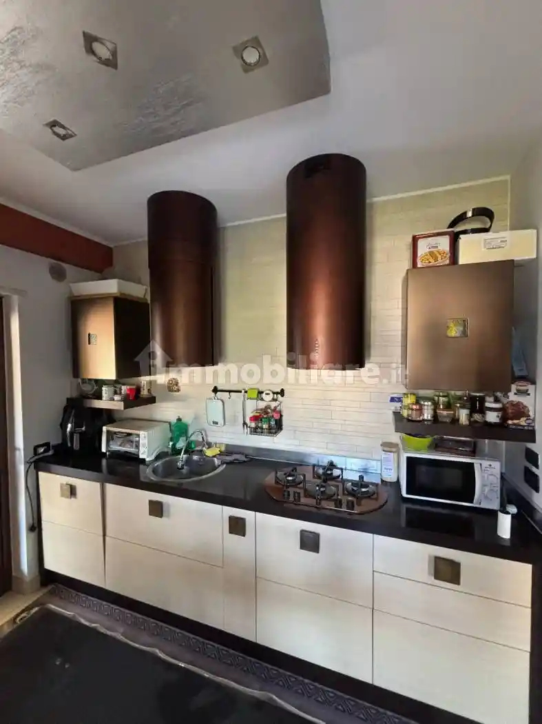 Quadrilocale viale delle Medaglie Olimpiche, Centro, Potenza - foto 3