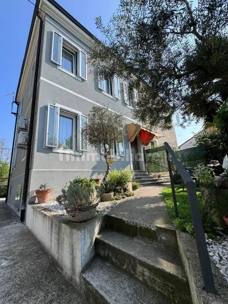Villa bifamiliare, ottimo stato, 142 m², Zona Salute, Pilastro, Pozzetto, Este - foto 2
