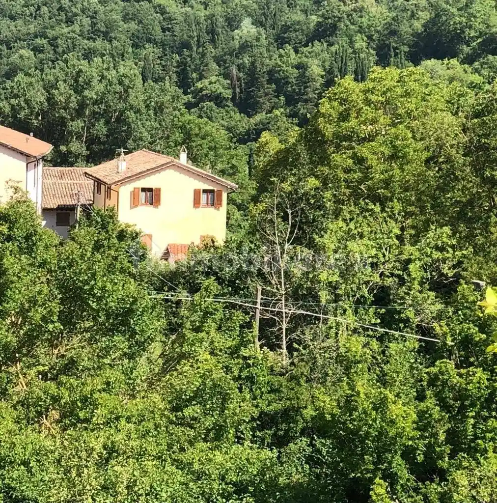 Villa unifamiliare Strada Vicinale Dalla Spiazza a le Casette, Carpello, Scopoli, Casenove, Verchiano, Foligno - foto 2