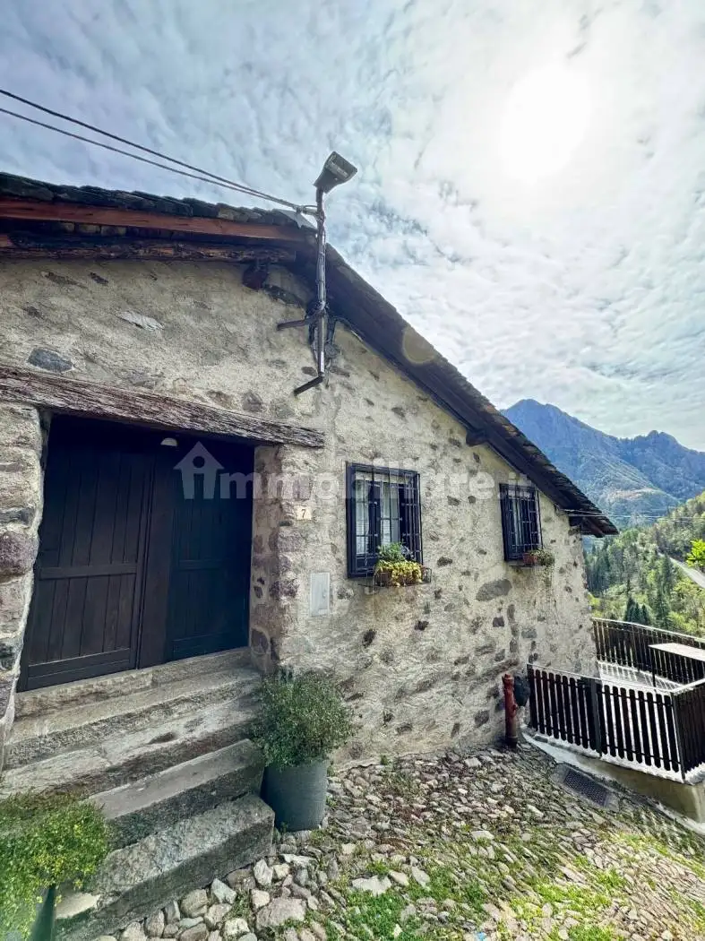 Appartamento in vendita a Valgoglio