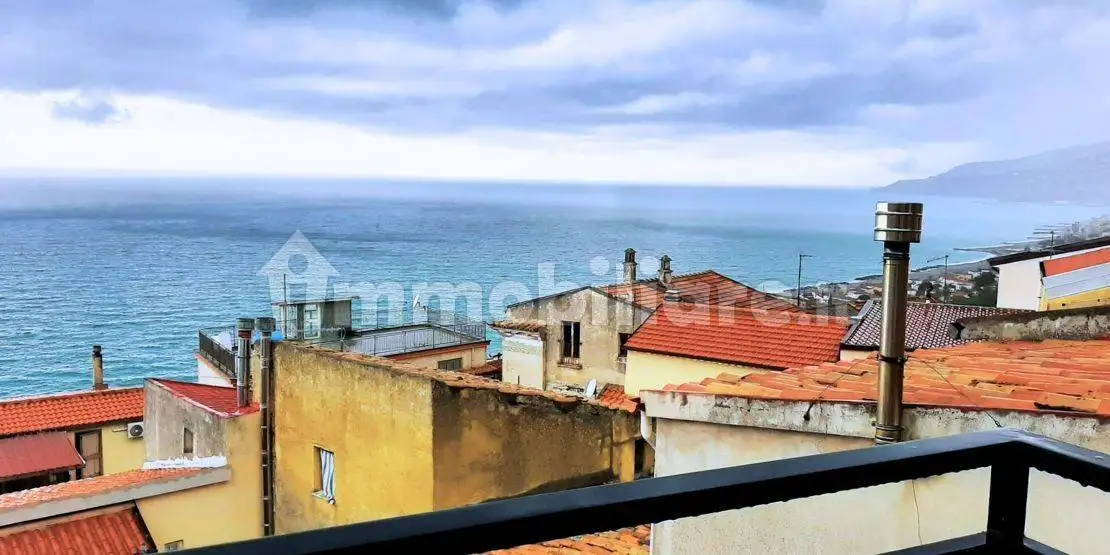 Appartamento in vendita a Acquappesa