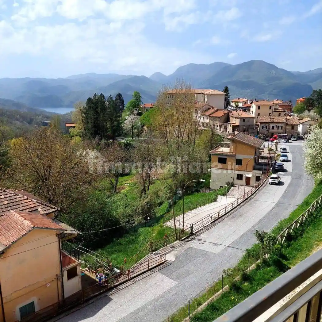 Appartamento in vendita a Petrella Salto