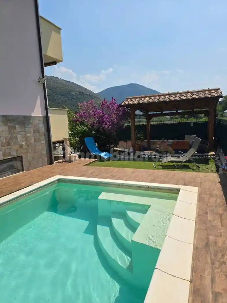 Villetta a schiera in vendita a Sermoneta