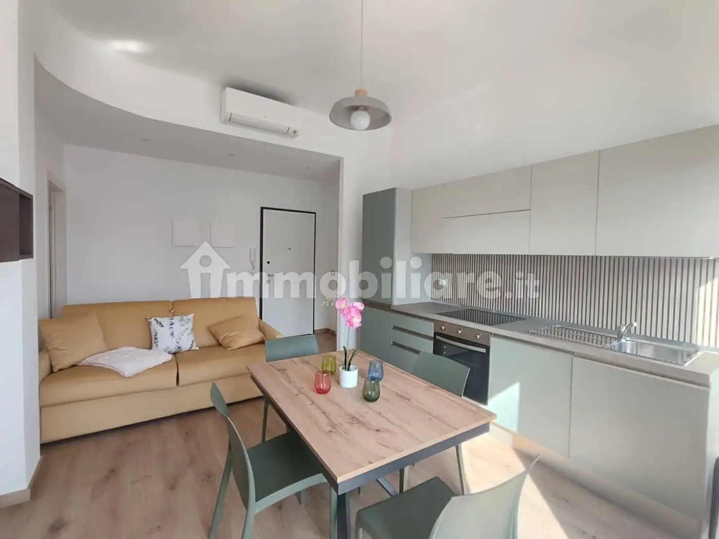 Appartamento in affitto a Alassio