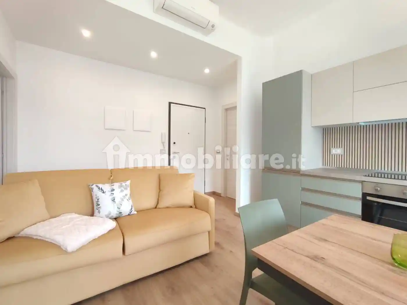 Trilocale piazza Sant'Ambrogio, Centro, Alassio - foto 4