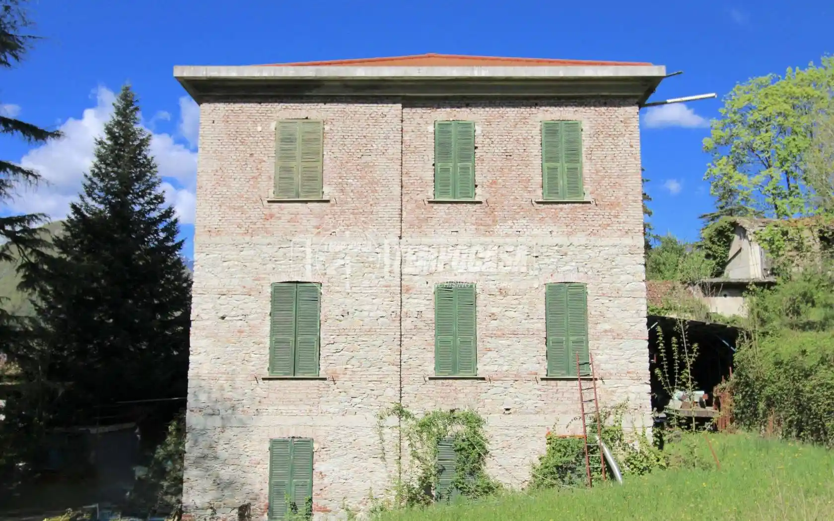 Palazzo - Edificio in vendita a Garessio