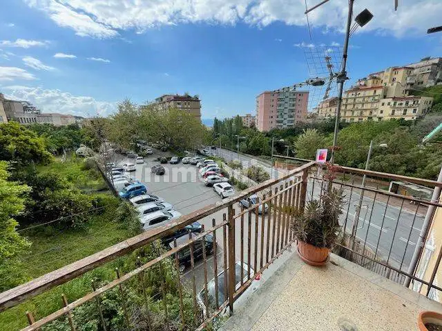 Appartamento in vendita a Salerno