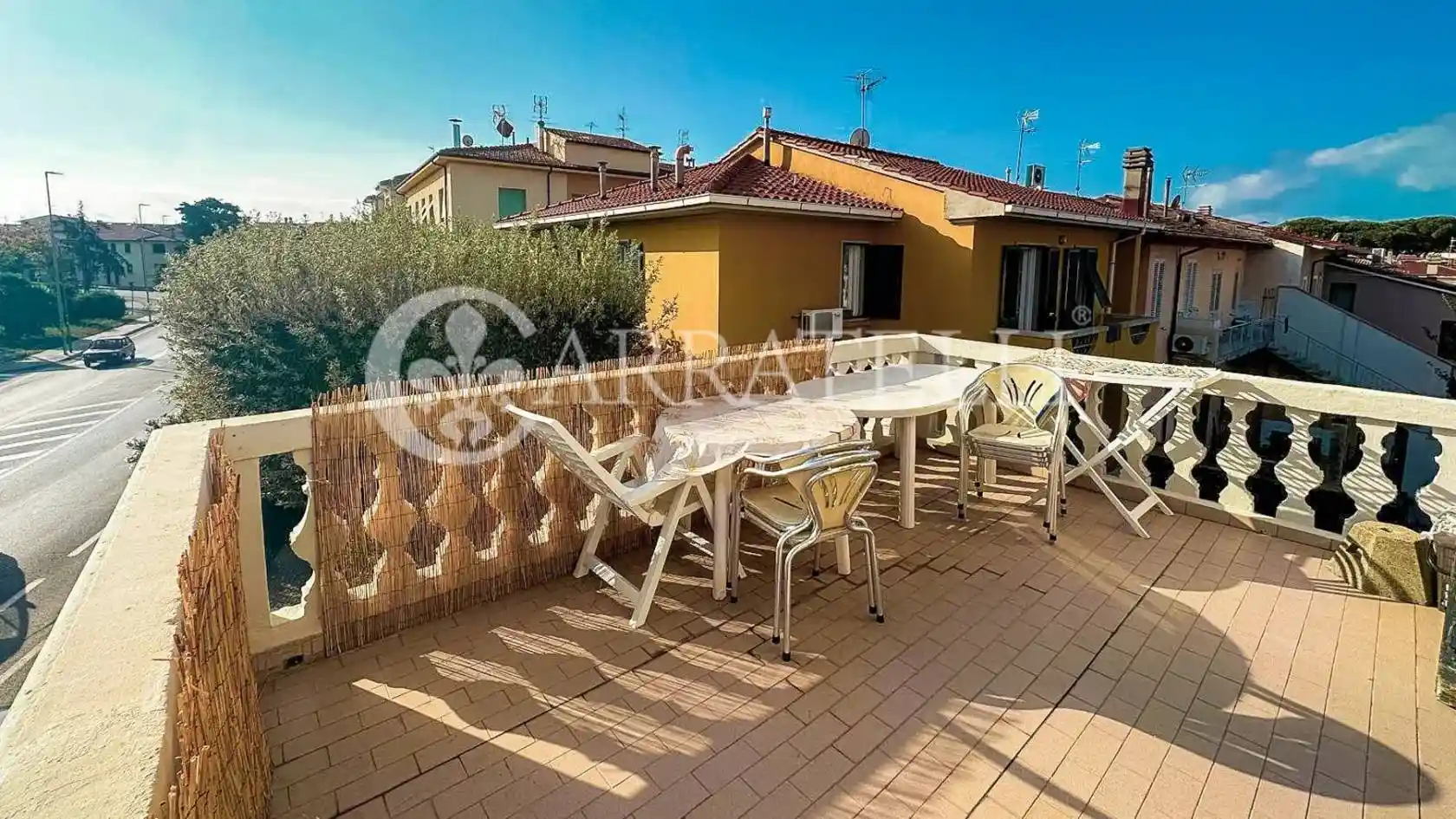 Villa in vendita a Cecina