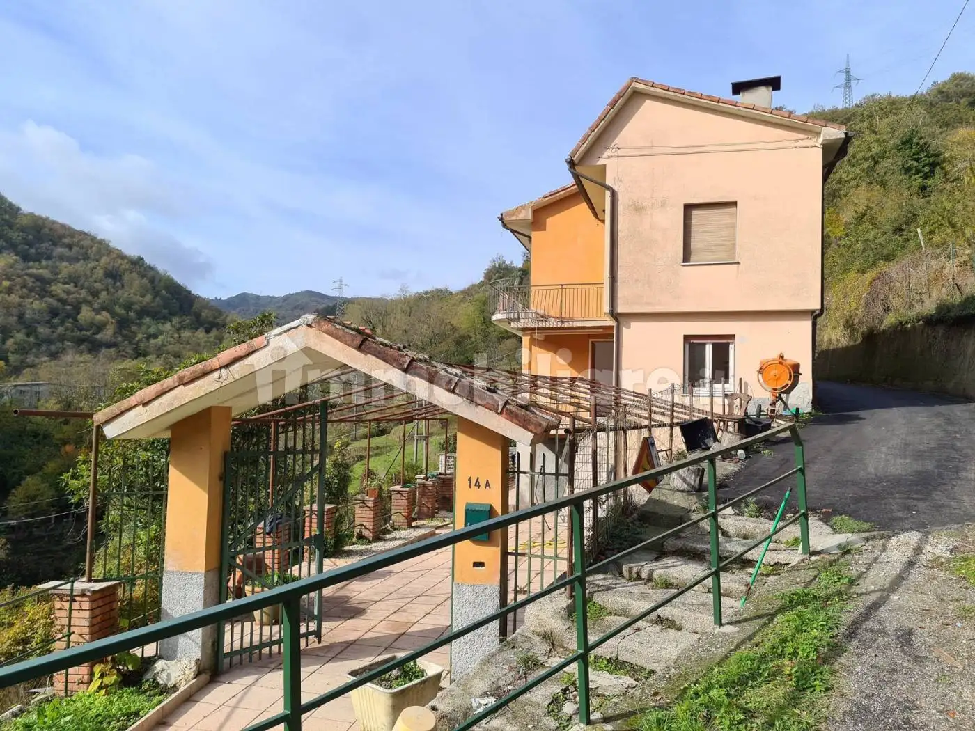Casa indipendente in vendita a Lumarzo