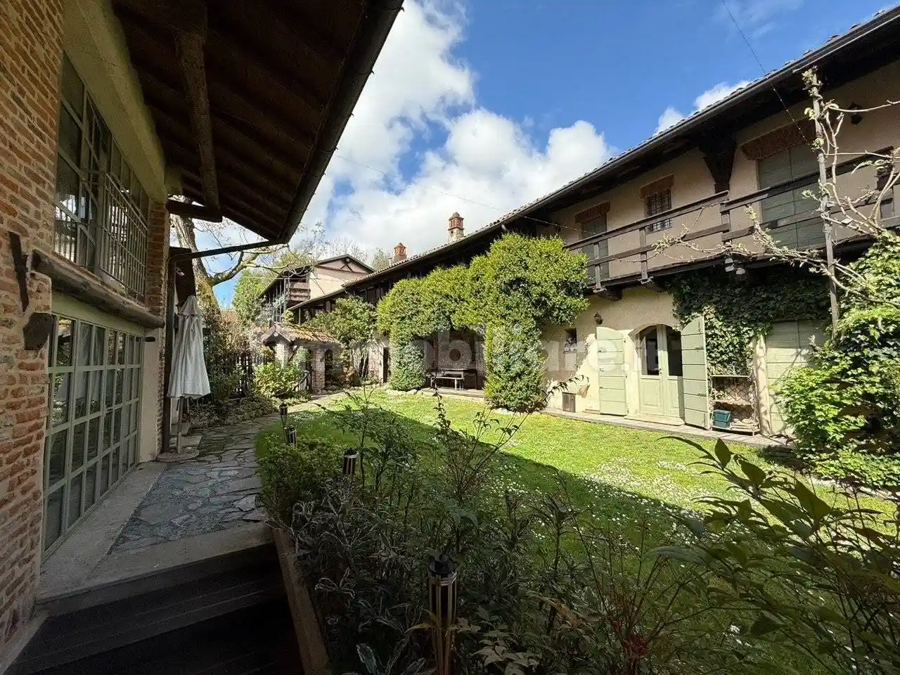 Rustico - Casale in vendita a Bogogno