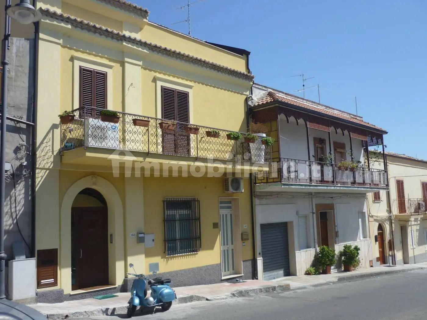 Casa indipendente in vendita a Roccella Ionica