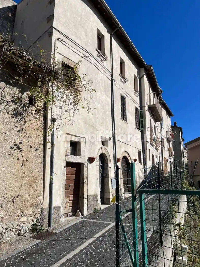 Appartamento in affitto a Castel di Sangro