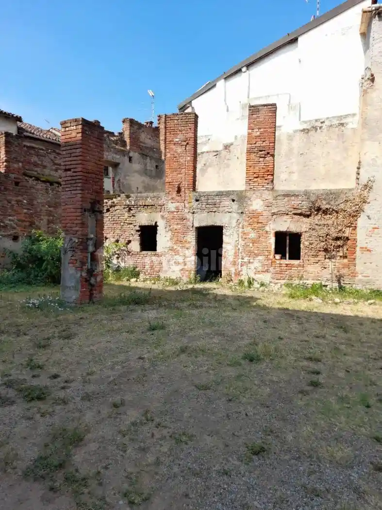 Rustico - Casale in vendita a Cerano