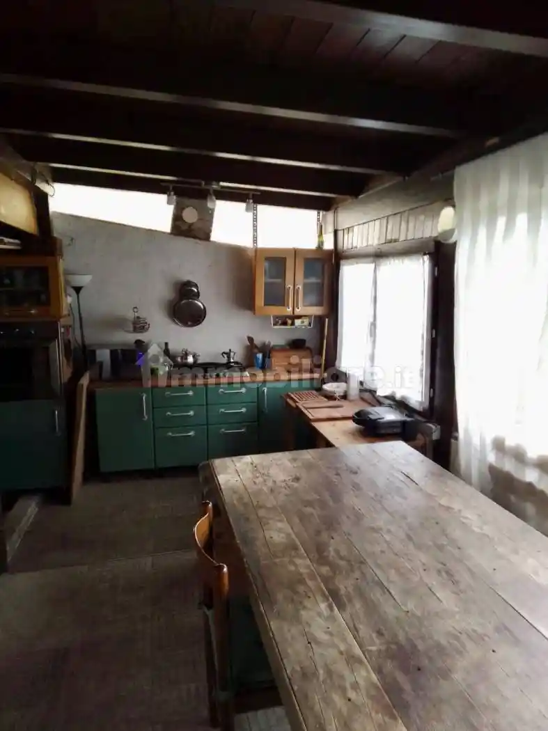 Rustico - Casale in vendita a Jesi