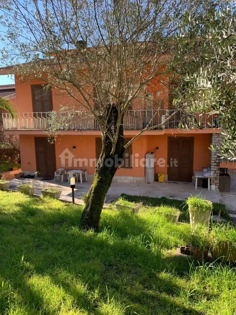 Villa in affitto a Anagni