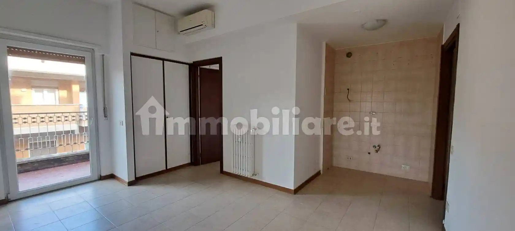 Bilocale via Gualtiero Serafino, Medaglie d'Oro, Roma - foto 2