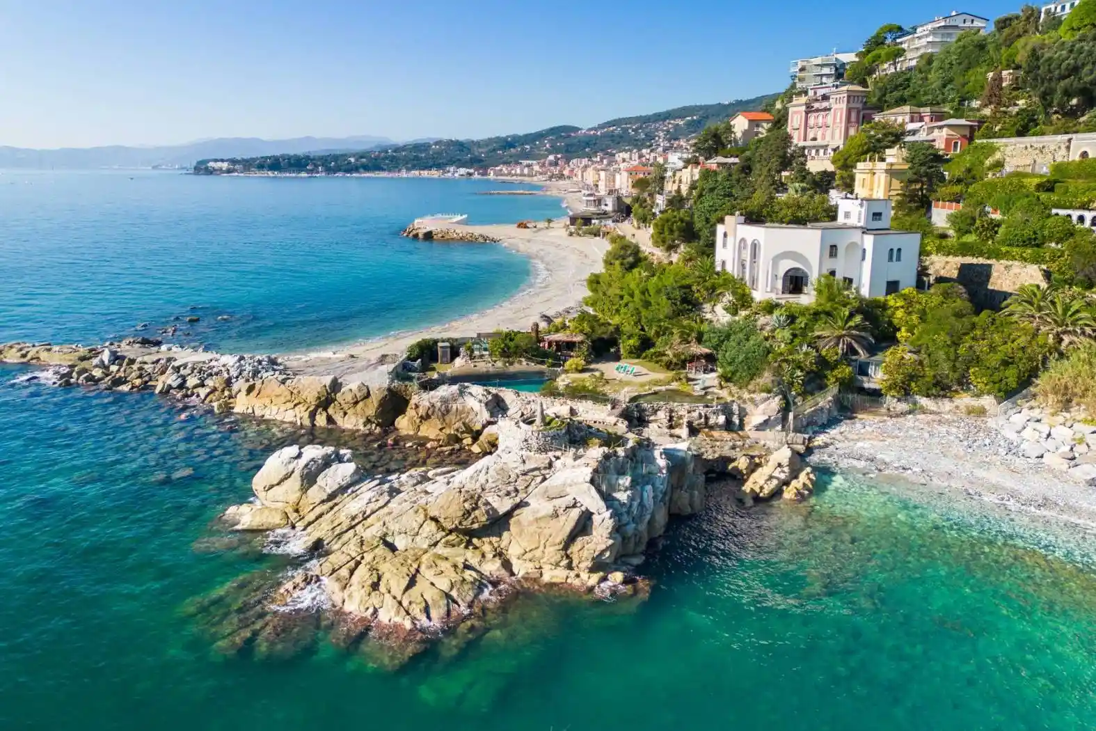 Villa in vendita a Varazze