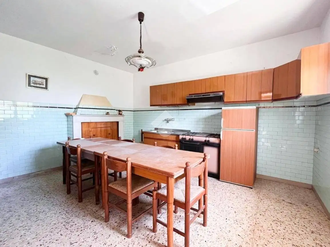 Casa indipendente in vendita a Mozzagrogna