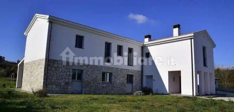 Villa unifamiliare, ottimo stato, 650 m², Collestrada, Perugia - foto 3