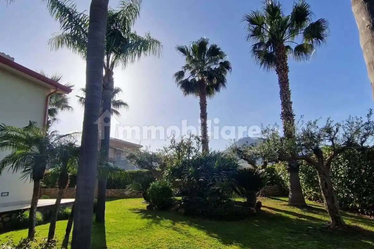 Villa in vendita a Castellammare del Golfo