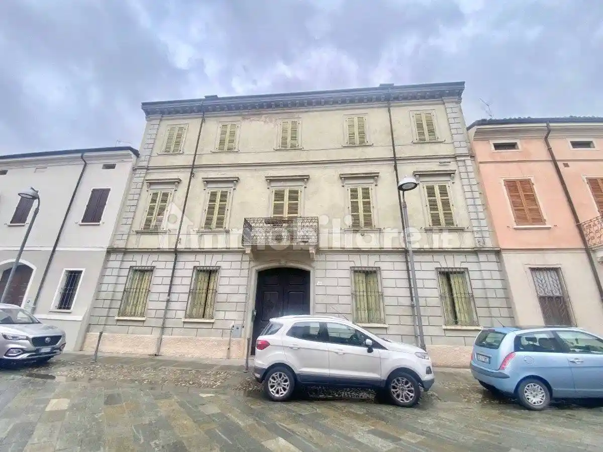 Villa in vendita a Luzzara