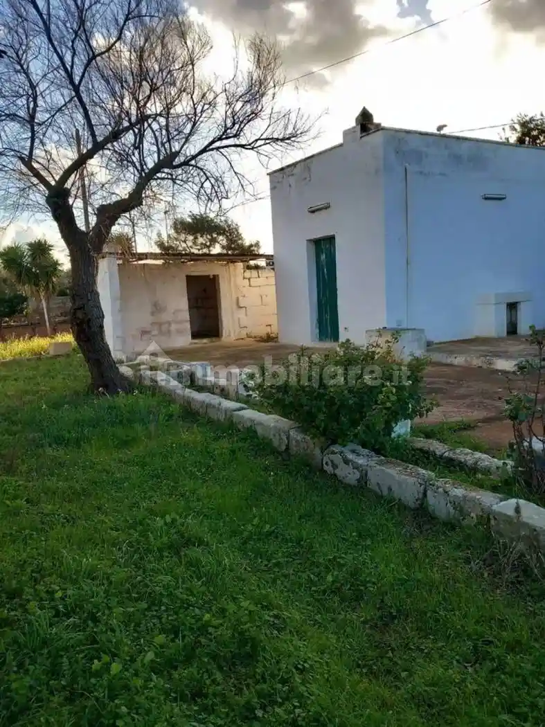 Rustico - Casale in vendita a Carovigno