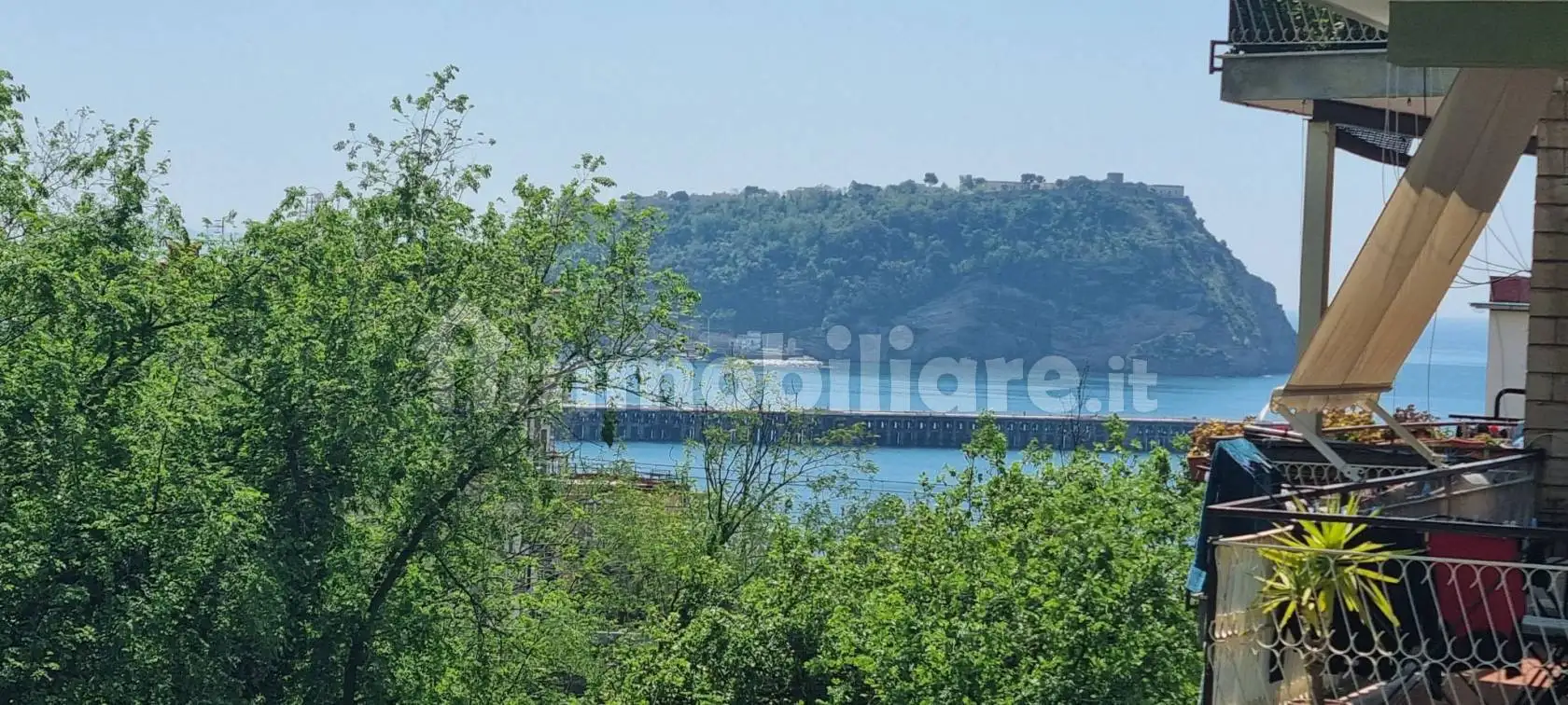 Appartamento in vendita a Pozzuoli