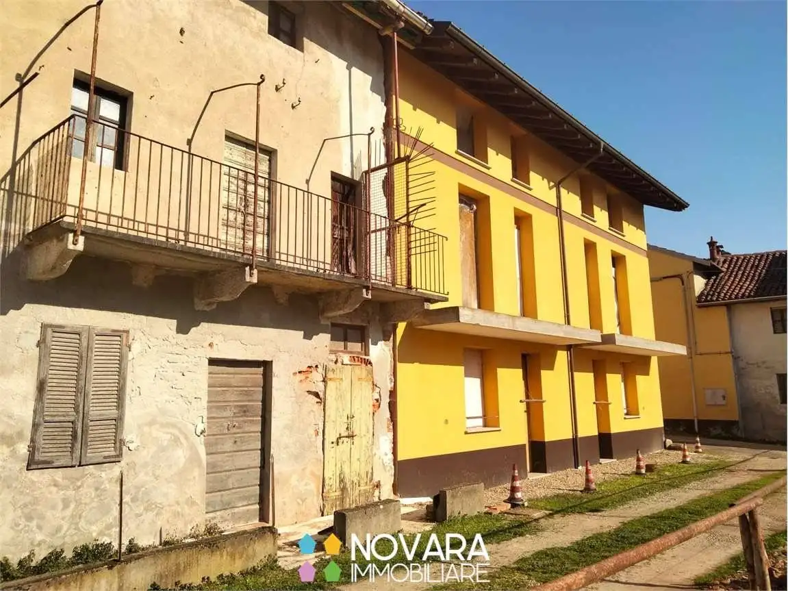 Rustico - Casale in vendita a Nibbiola