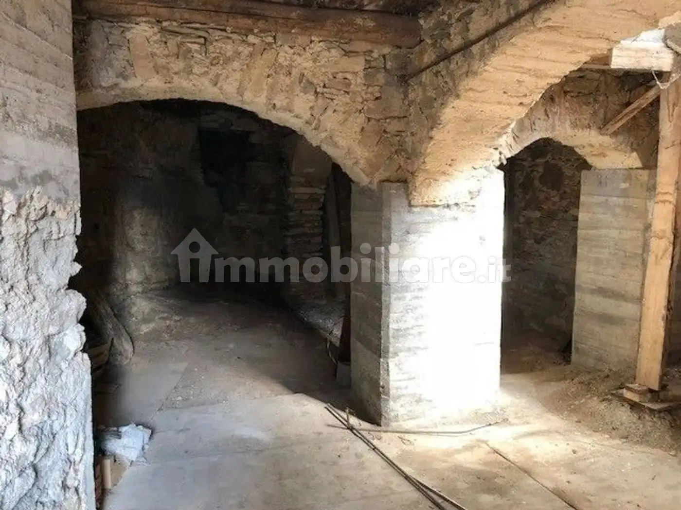 Appartamento da ristrutturare, Alto - foto 2