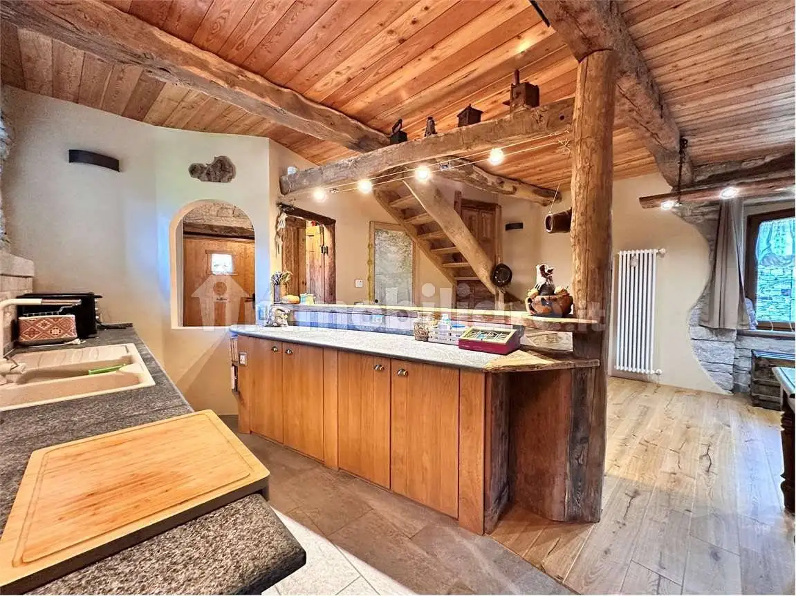 Casa indipendente in vendita a Montecrestese