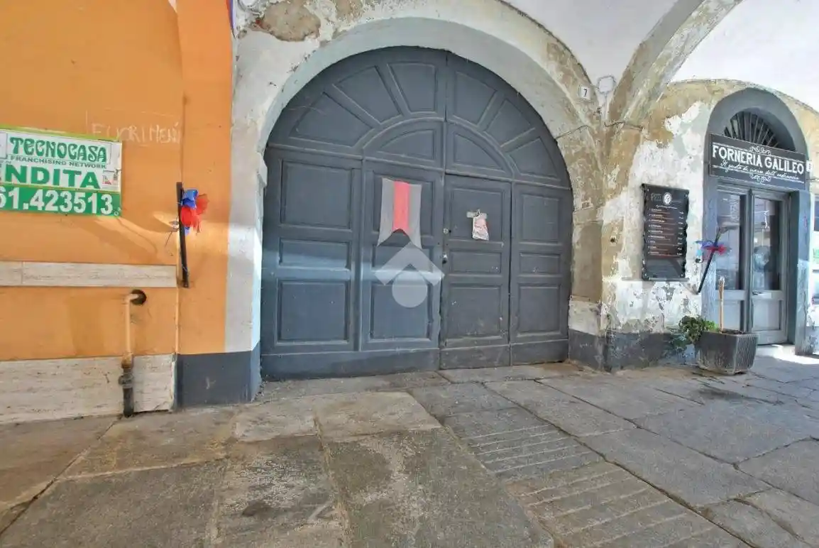 Palazzo - Edificio in vendita a Livorno Ferraris