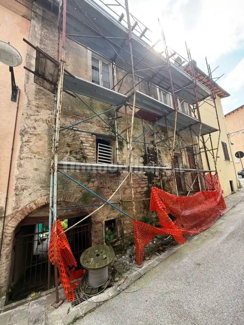 Casa indipendente in vendita a Gualdo Tadino