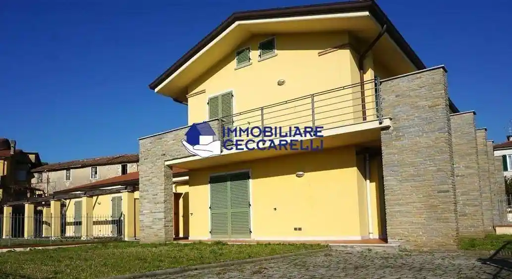 Villa in vendita a Carrara