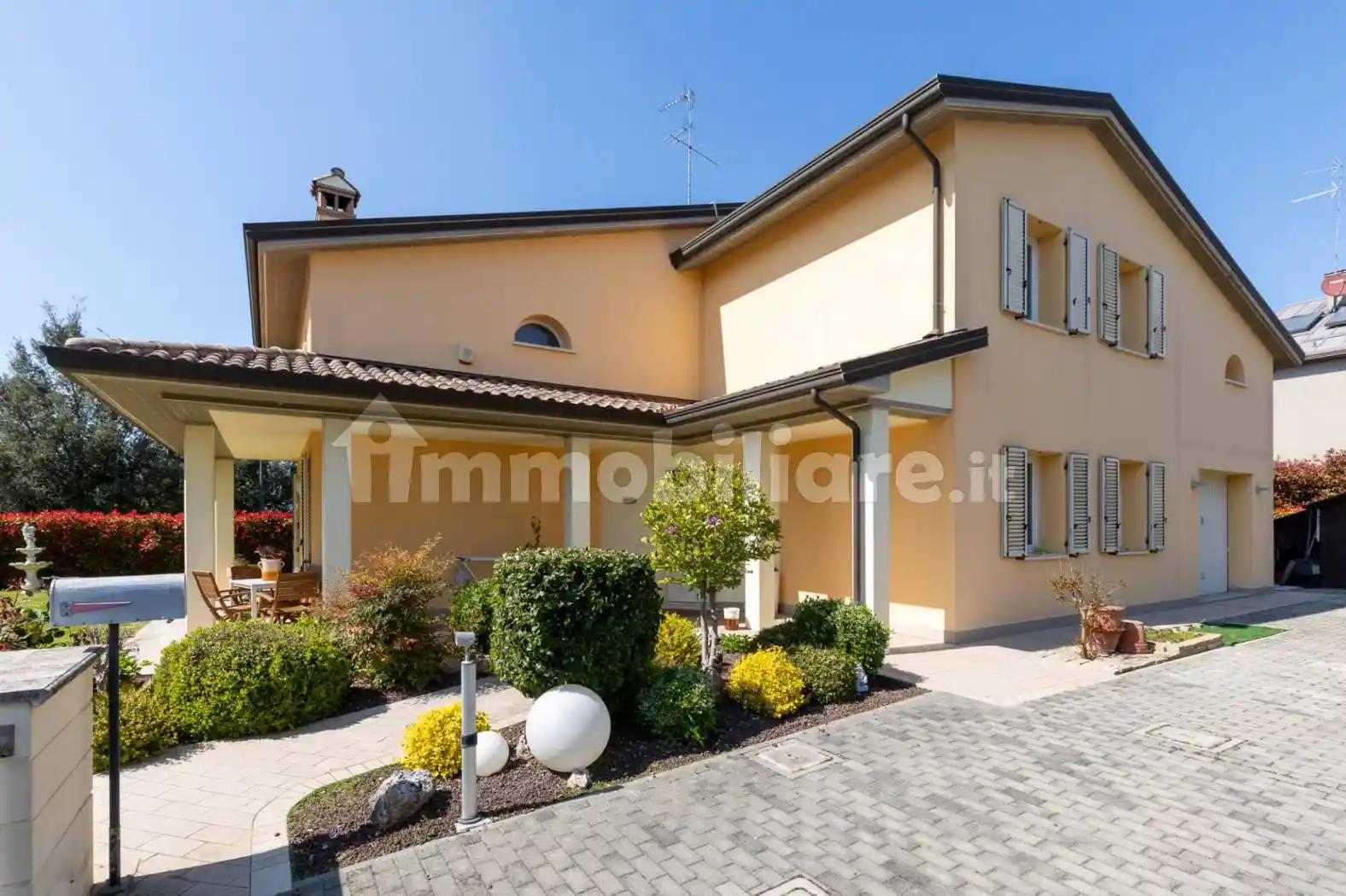 Villa in vendita a Bagnacavallo