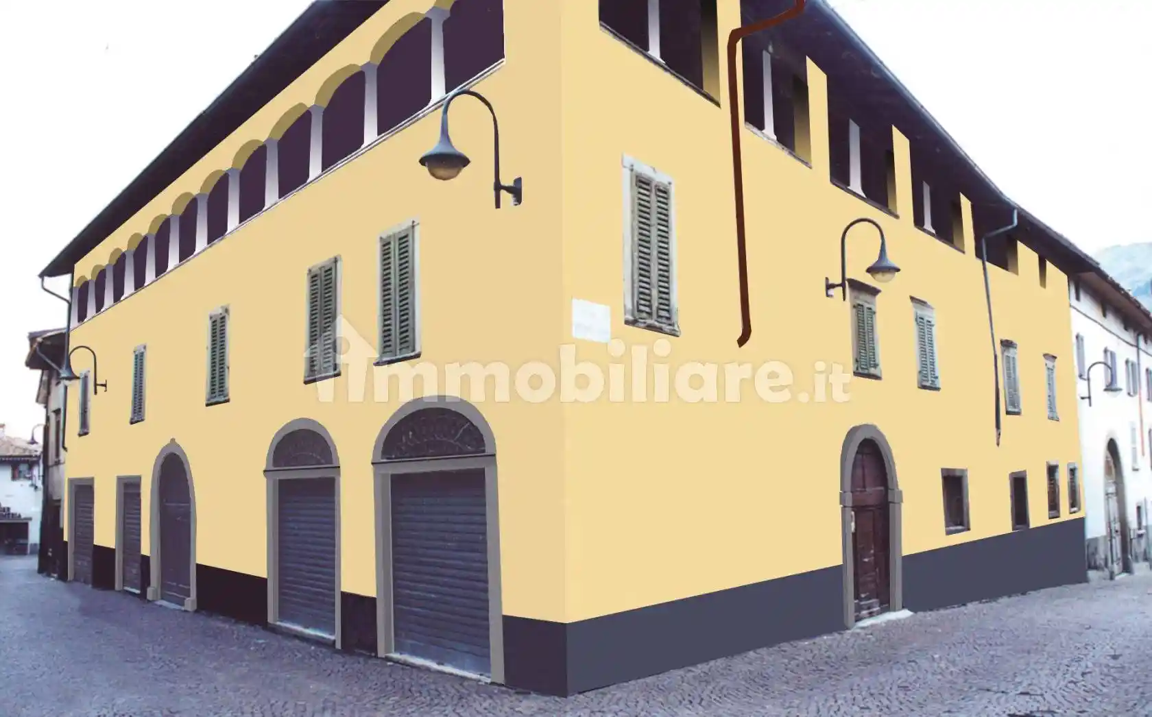 Palazzo - Edificio in vendita a Gandino