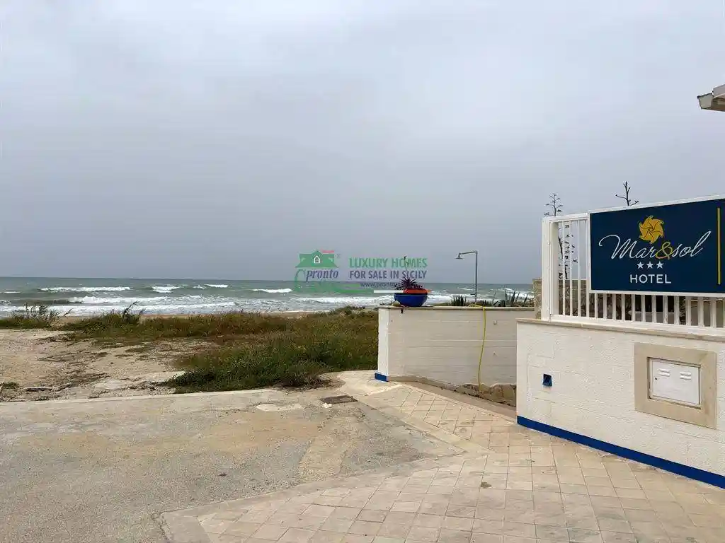 Palazzo - Edificio in vendita a Santa Croce Camerina