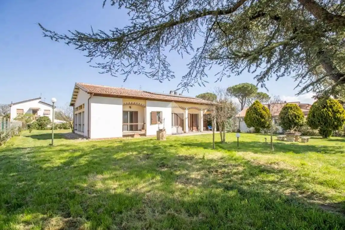 Villa in vendita a Contigliano