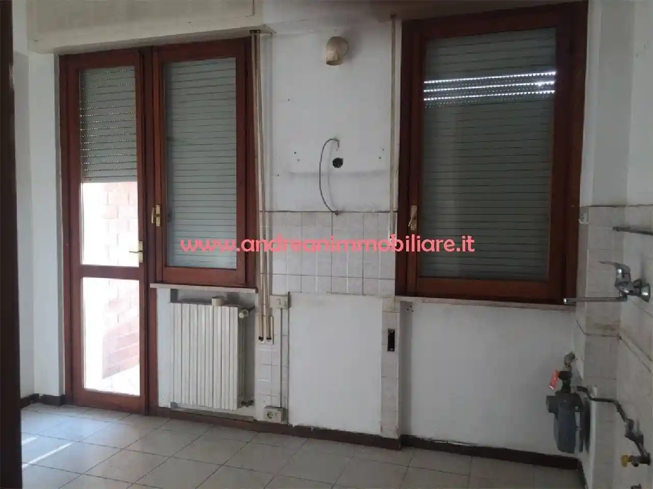 Appartamento buono stato, terzo piano, Centro Mare, Pesaro - foto 2