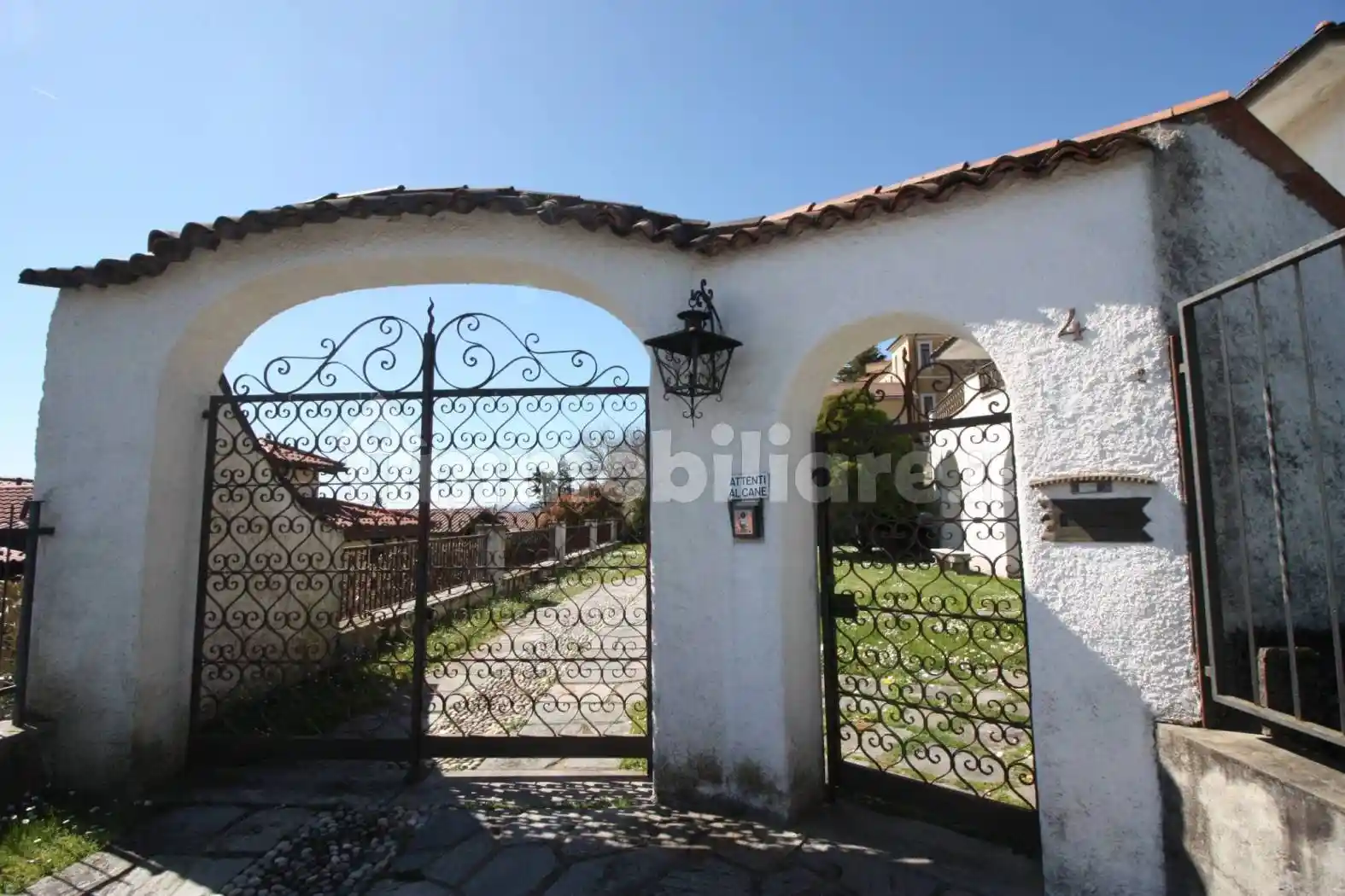 Villa unifamiliare, buono stato, 542 m², Comerio - foto 4