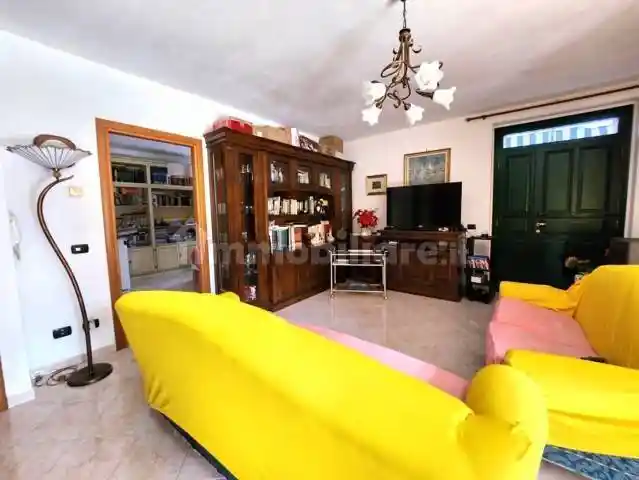 Casa indipendente in vendita a Borgo Priolo