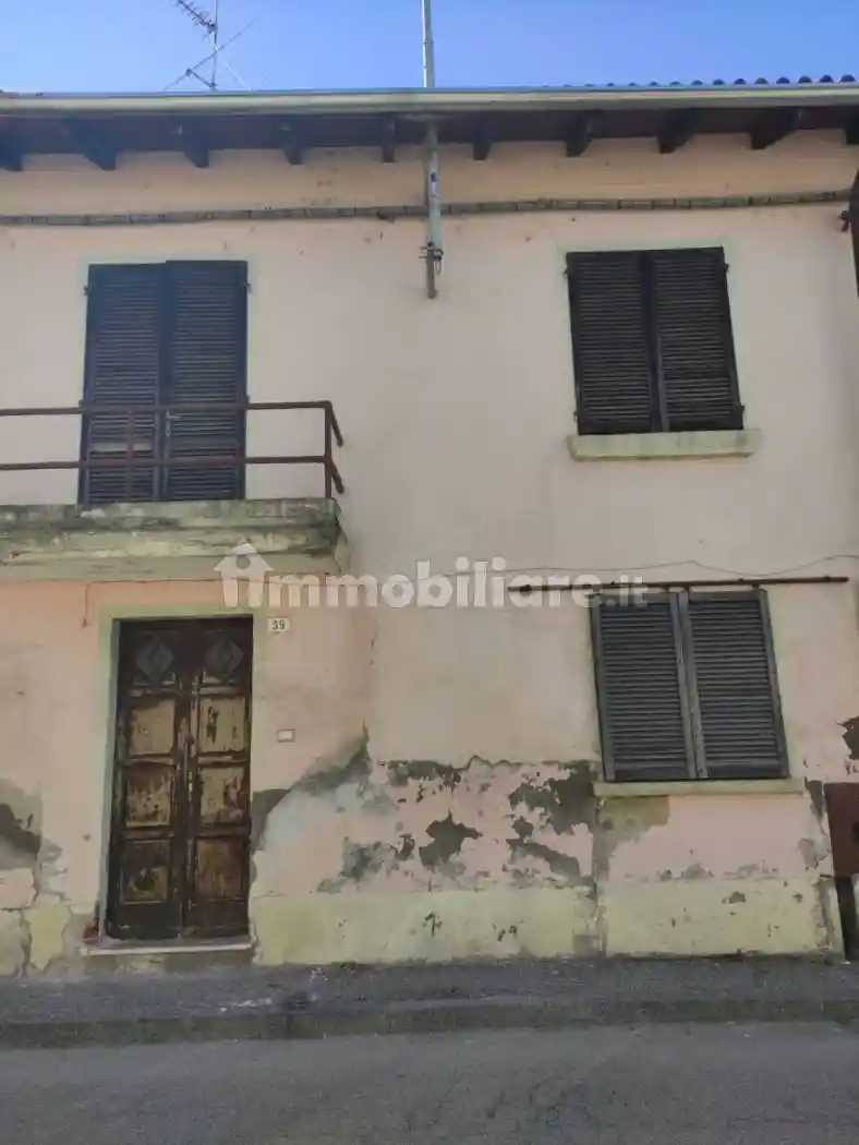 Casa indipendente in vendita a Confienza