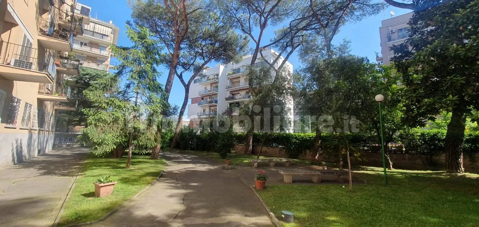 Appartamento in vendita a Roma