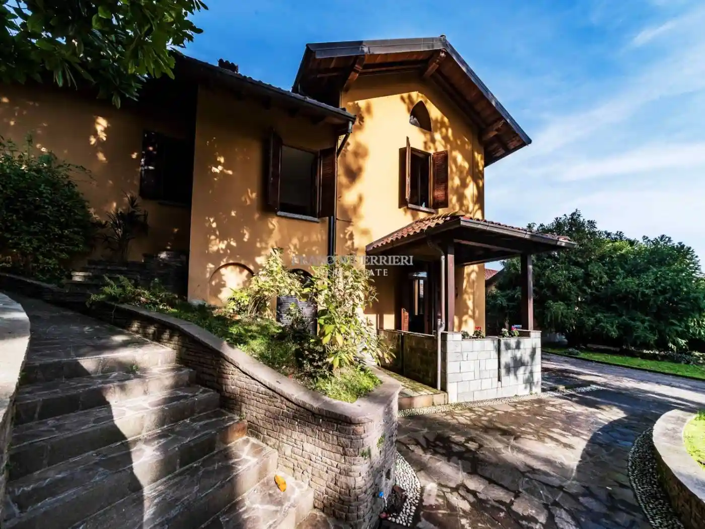 Villa unifamiliare, buono stato, 400 m², San Giovanni, Lecco - foto 2