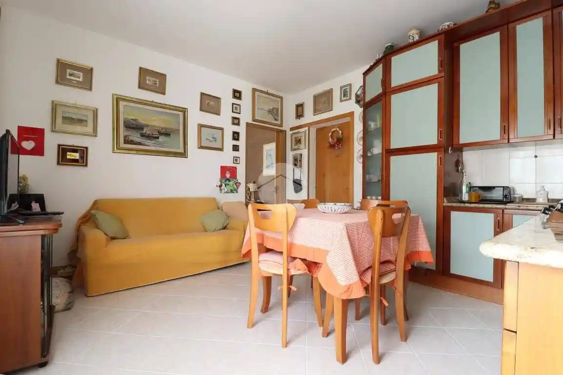 Quadrilocale viale Gran Sasso 8, Centro, Francavilla al Mare - foto 2