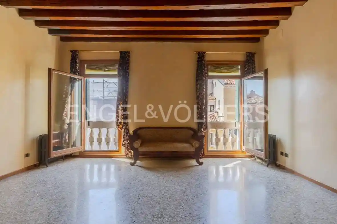 Appartamento in vendita a Venezia