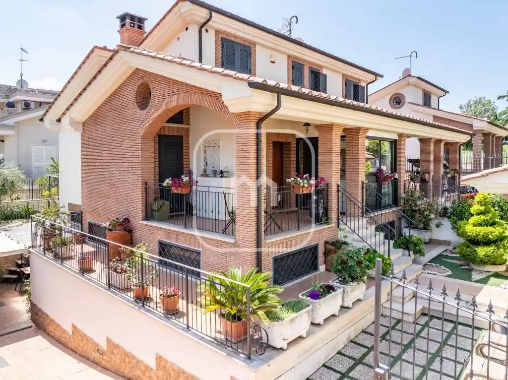 Villa in vendita a Roma